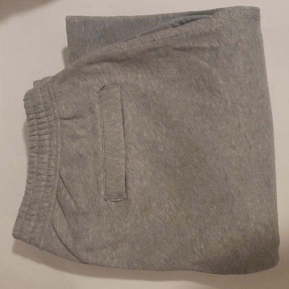 Nike Heavyweight Fleece Lined Sweatpants - Picture 2 of 10